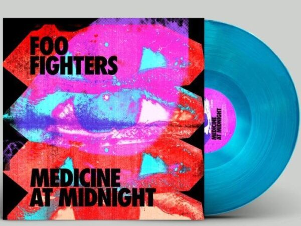 Foo Fighters – Medicine At Midnight