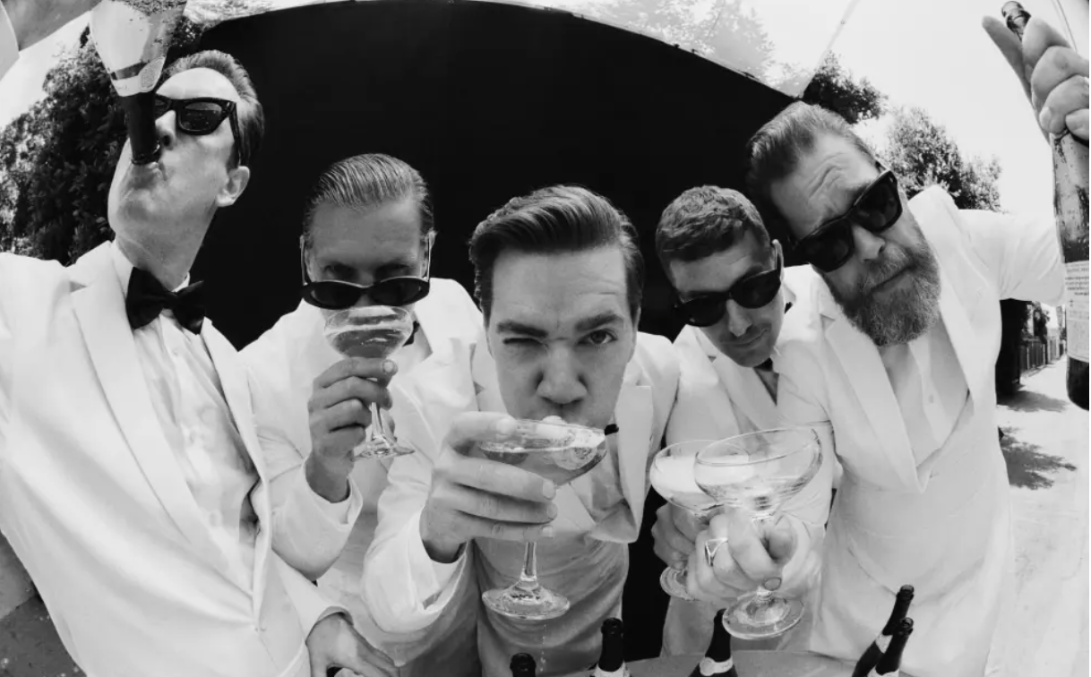 Belly talks mythology with The Hives!
